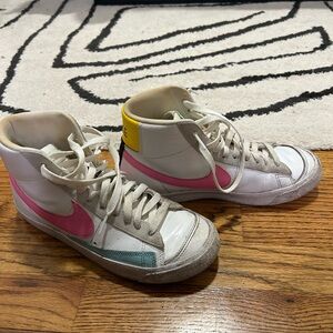 Women’s High Top Nike Blazers